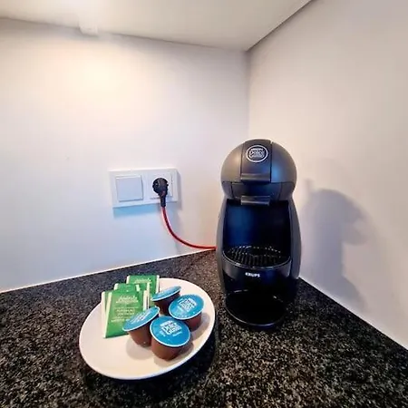 Apartment 1 Bedroom With Parking-cd6 *